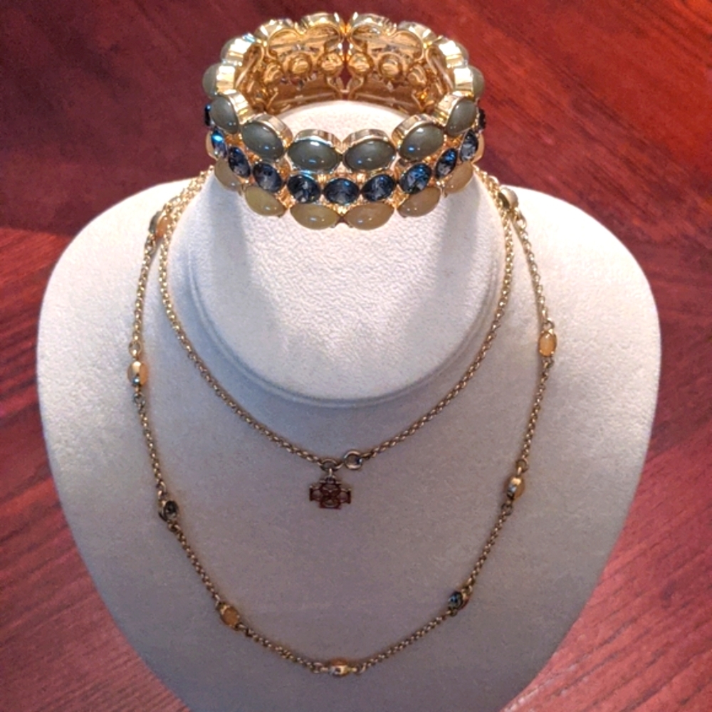 Ann Taylor Necklace & Bracelet Set Gemstone  w/Sparkling Pearlecent